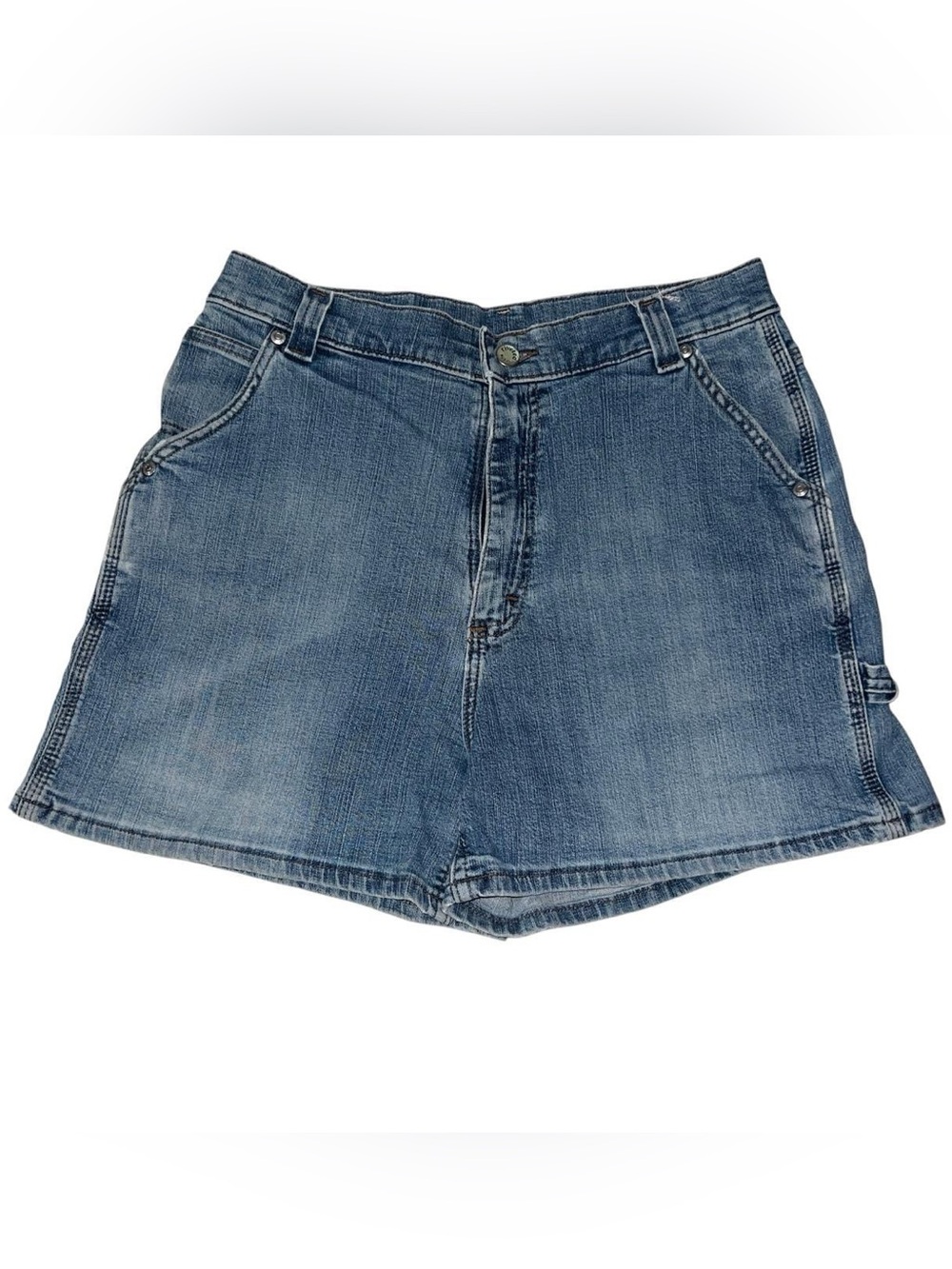 Vintage light wash Blue denim shorts.